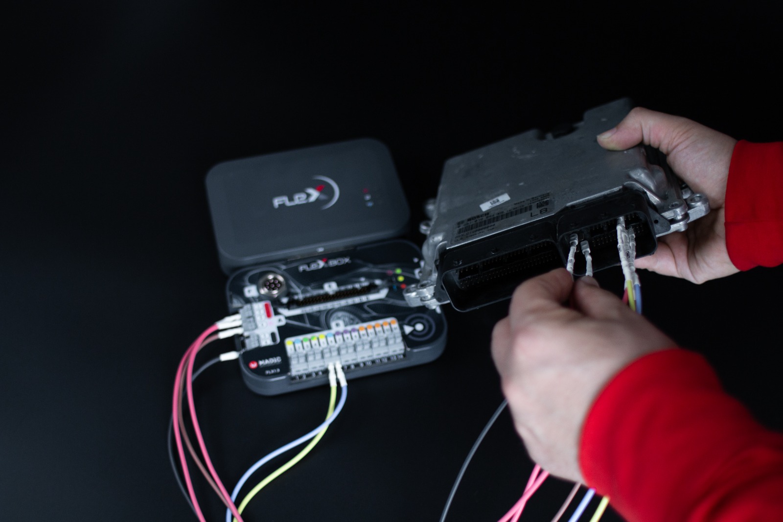 Flex conectado a una ECU en banco